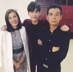 明星的合影,明星合影背后的精彩瞬间