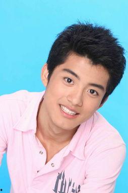 陈奕龙明星学院照片,青春洋溢，星光熠熠